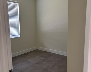 1299 Old Bridge Road - Photo Thumbnail 8