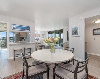 2810 Estero Boulevard - Photo Thumbnail 3