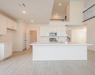 3111 Trishelle Court - Photo Thumbnail 15