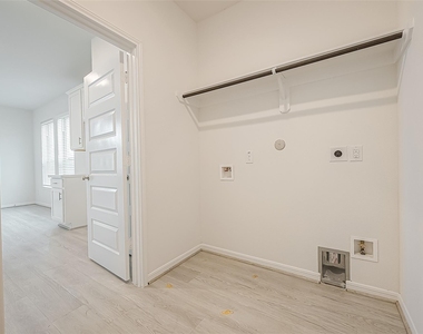 3111 Trishelle Court - Photo Thumbnail 22