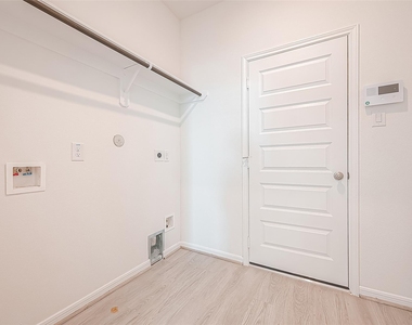 3111 Trishelle Court - Photo Thumbnail 23