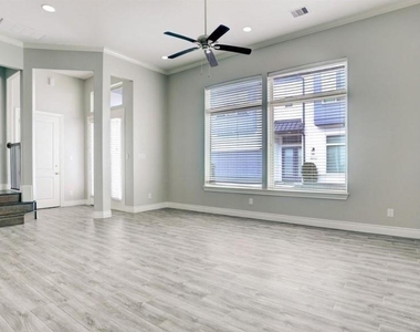 8907 Spring Knoll Forest Drive - Photo Thumbnail 11