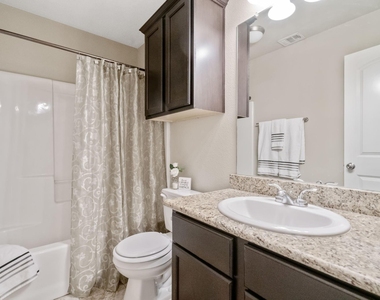 967 Oak Terrace Drive - Photo Thumbnail 10