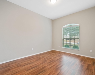 967 Oak Terrace Drive - Photo Thumbnail 9