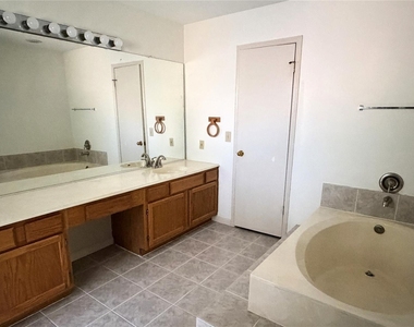 7771 Springville Drive - Photo Thumbnail 9