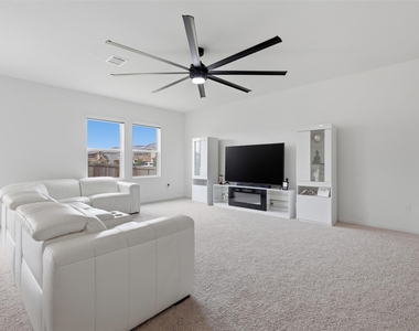 10138 Tiger Flower Lane - Photo Thumbnail 4
