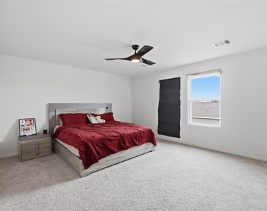 10138 Tiger Flower Lane - Photo Thumbnail 16