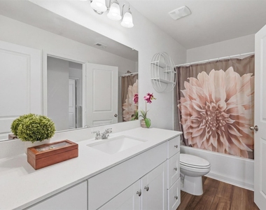 10138 Tiger Flower Lane - Photo Thumbnail 14
