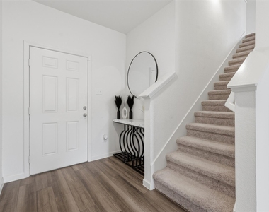 10138 Tiger Flower Lane - Photo Thumbnail 11