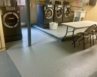 605 Grove - Photo Thumbnail 9