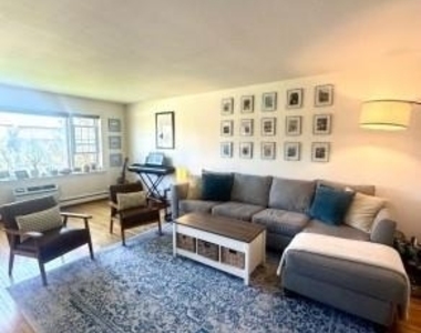 605 Grove - Photo Thumbnail 1