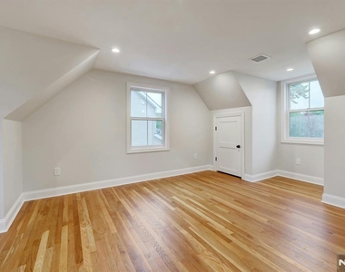 134 Johnson - Photo Thumbnail 22