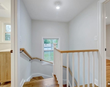134 Johnson - Photo Thumbnail 18
