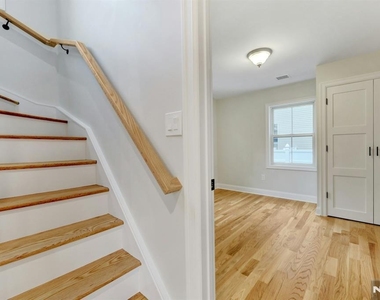 134 Johnson - Photo Thumbnail 17