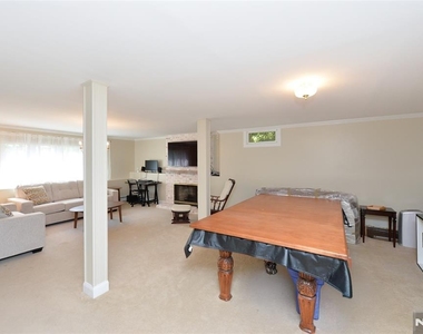630 Van Emburgh - Photo Thumbnail 11