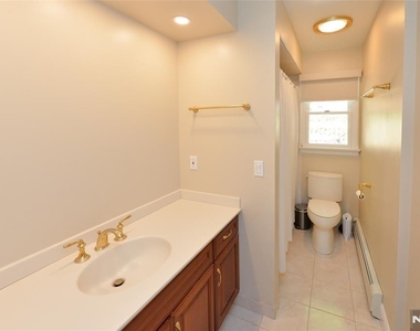630 Van Emburgh - Photo Thumbnail 15