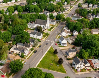 68 Charles - Photo Thumbnail 6