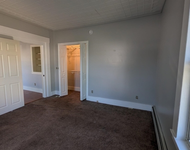 68 Charles - Photo Thumbnail 36