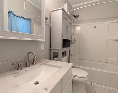 68 Charles - Photo Thumbnail 39