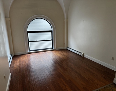 293 Central - Photo Thumbnail 3