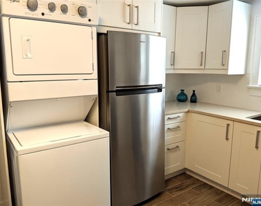 292 Wiley - Photo Thumbnail 4