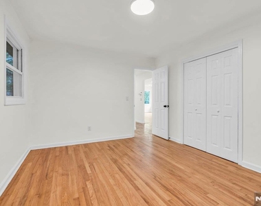 55 Orchard - Photo Thumbnail 11