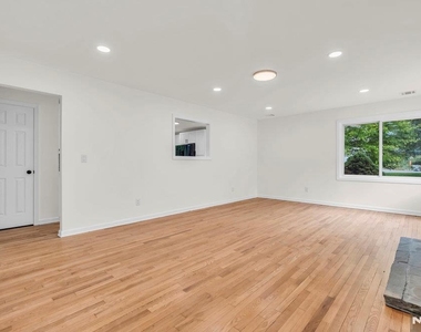 55 Orchard - Photo Thumbnail 1