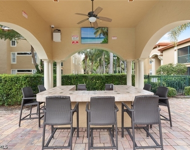 8940 Colonnades Court E - Photo Thumbnail 24