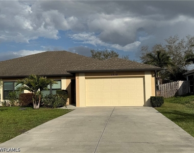 1715 Sw 1st Avenue - Photo Thumbnail 2
