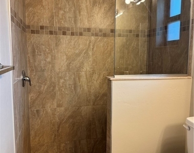 1715 Sw 1st Avenue - Photo Thumbnail 14