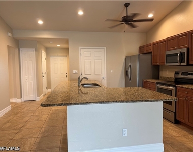 1715 Sw 1st Avenue - Photo Thumbnail 8