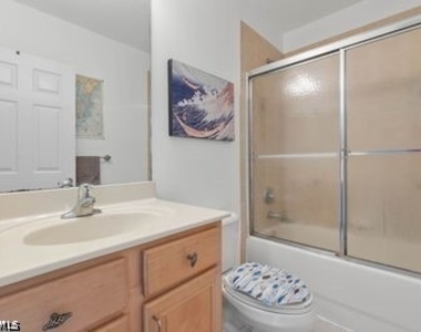 17529 Laurel Grove Court - Photo Thumbnail 21