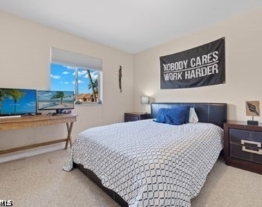 17529 Laurel Grove Court - Photo Thumbnail 22