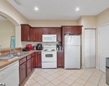 17529 Laurel Grove Court - Photo Thumbnail 8