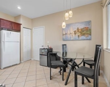 17529 Laurel Grove Court - Photo Thumbnail 9