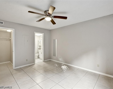 4621 Bayshore Drive - Photo Thumbnail 15