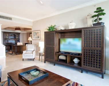 8990 Bay Colony Drive - Photo Thumbnail 3