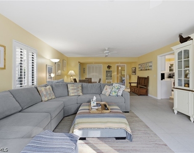 341 3rd Avenue S - Photo Thumbnail 8