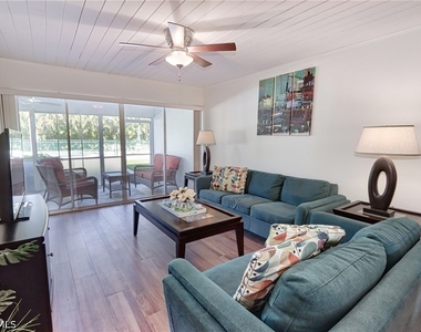 820 Ketch Drive - Photo Thumbnail 2