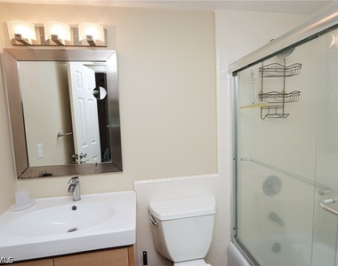 820 Ketch Drive - Photo Thumbnail 15