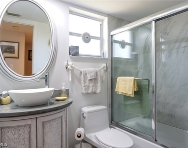 505 Lake Louise Circle - Photo Thumbnail 15