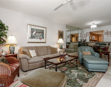 505 Lake Louise Circle - Photo Thumbnail 5