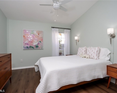 2585 Old Groves Road - Photo Thumbnail 12