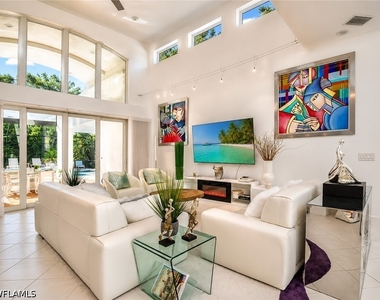 27281 Tennessee Street - Photo Thumbnail 12