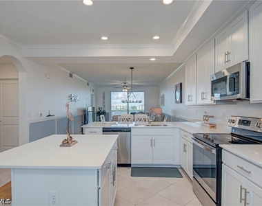 5807 Double Eagle Circle - Photo Thumbnail 11