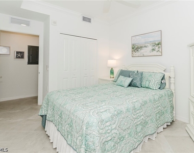 5715 Double Eagle Circle - Photo Thumbnail 7