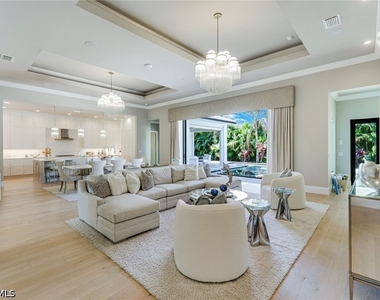 760 Park Shore Drive - Photo Thumbnail 2
