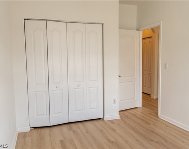 7029 Ambrosia Lane - Photo Thumbnail 39