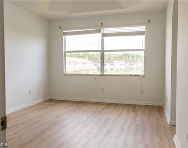 7029 Ambrosia Lane - Photo Thumbnail 15