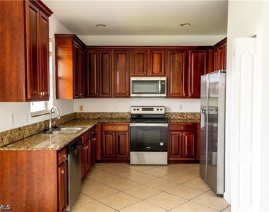 7029 Ambrosia Lane - Photo Thumbnail 25
